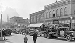 Old car parade, 1937